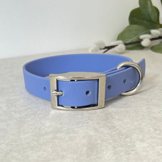 Biothane custom collar in Periwinkle with Silver buckle and aD-ring. The collar has 5 holes which are spaced 2cm apart. Soft leather appearance